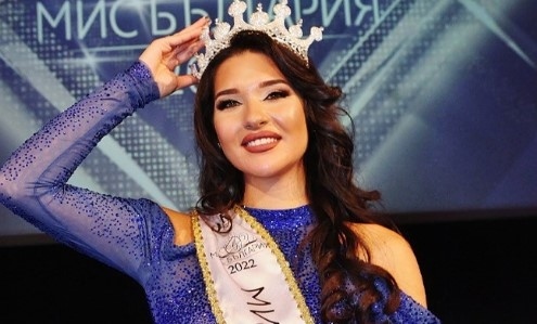 Александра Кръстева от София е новата Мис България (СНИМКИ)